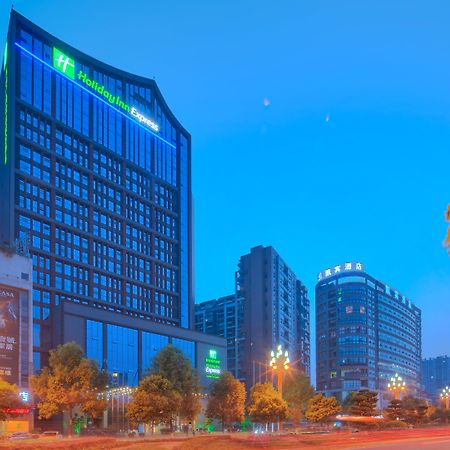 Holiday Inn Express Leshan City Square By Ihg High Speed Rail And Leshan Giant Buddha Экстерьер фото