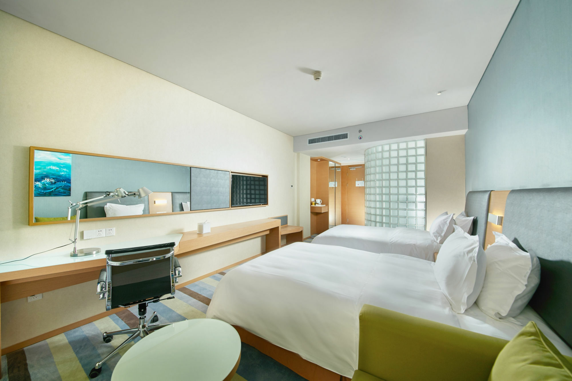 Holiday Inn Express Leshan City Square By Ihg High Speed Rail And Leshan Giant Buddha Экстерьер фото